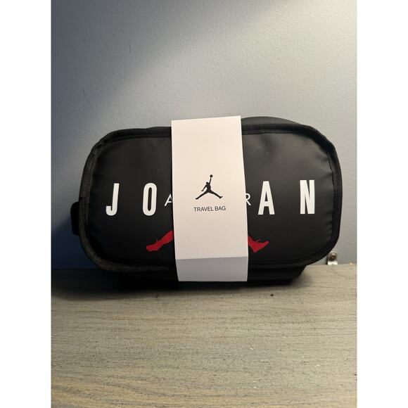 Nike Air Jordan Travel Bag Toiletries Bag Gym Black Jumpman New With Tag $40